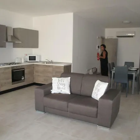 Apartmán Let Me Host - Rue D'argens Gzira